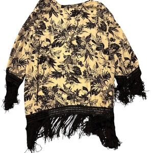 ANGL Black and Cream Floral Kimono size S